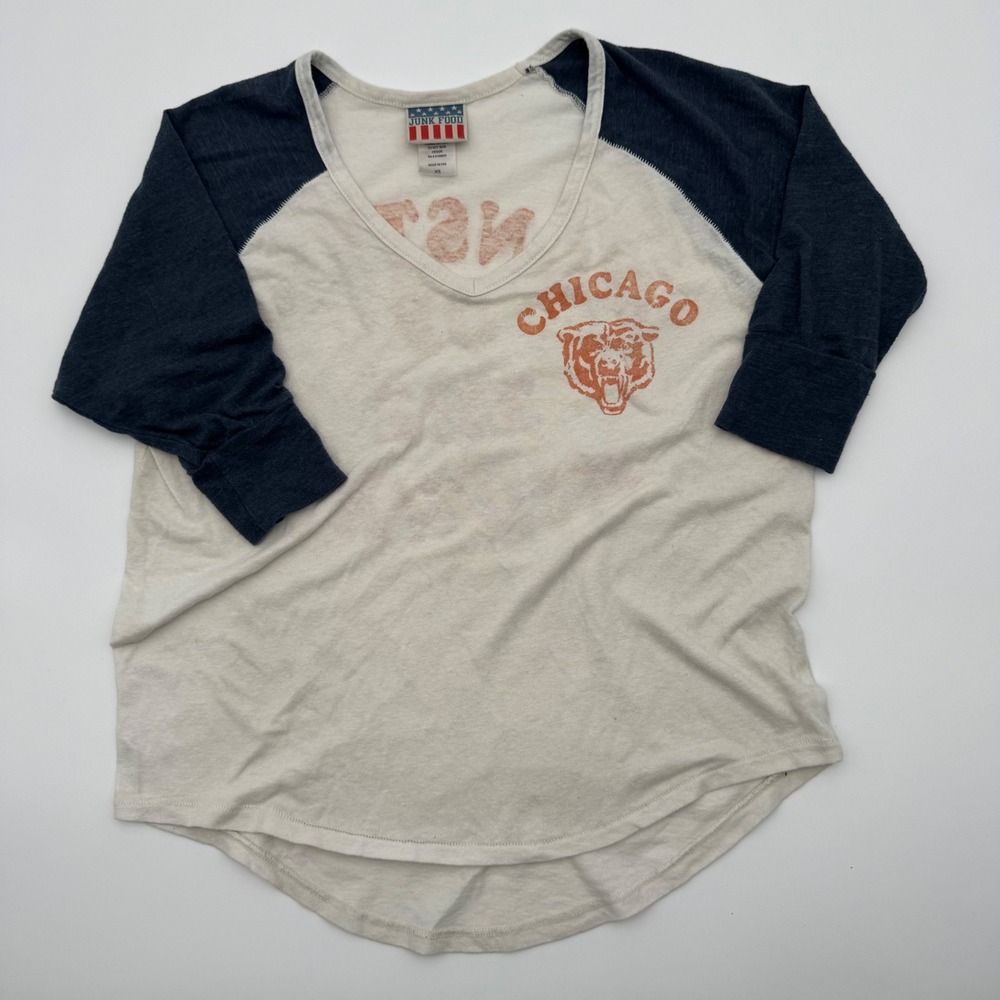 Junk Food Chicago Bears Monsters of the Midway Raglan V-Neck Tee XS Navy White